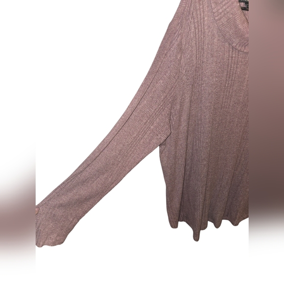 Lane Bryant Violet Cowl Neck long sleeve ribbed tunic top, Size 22/24 - Picture 3 of 5